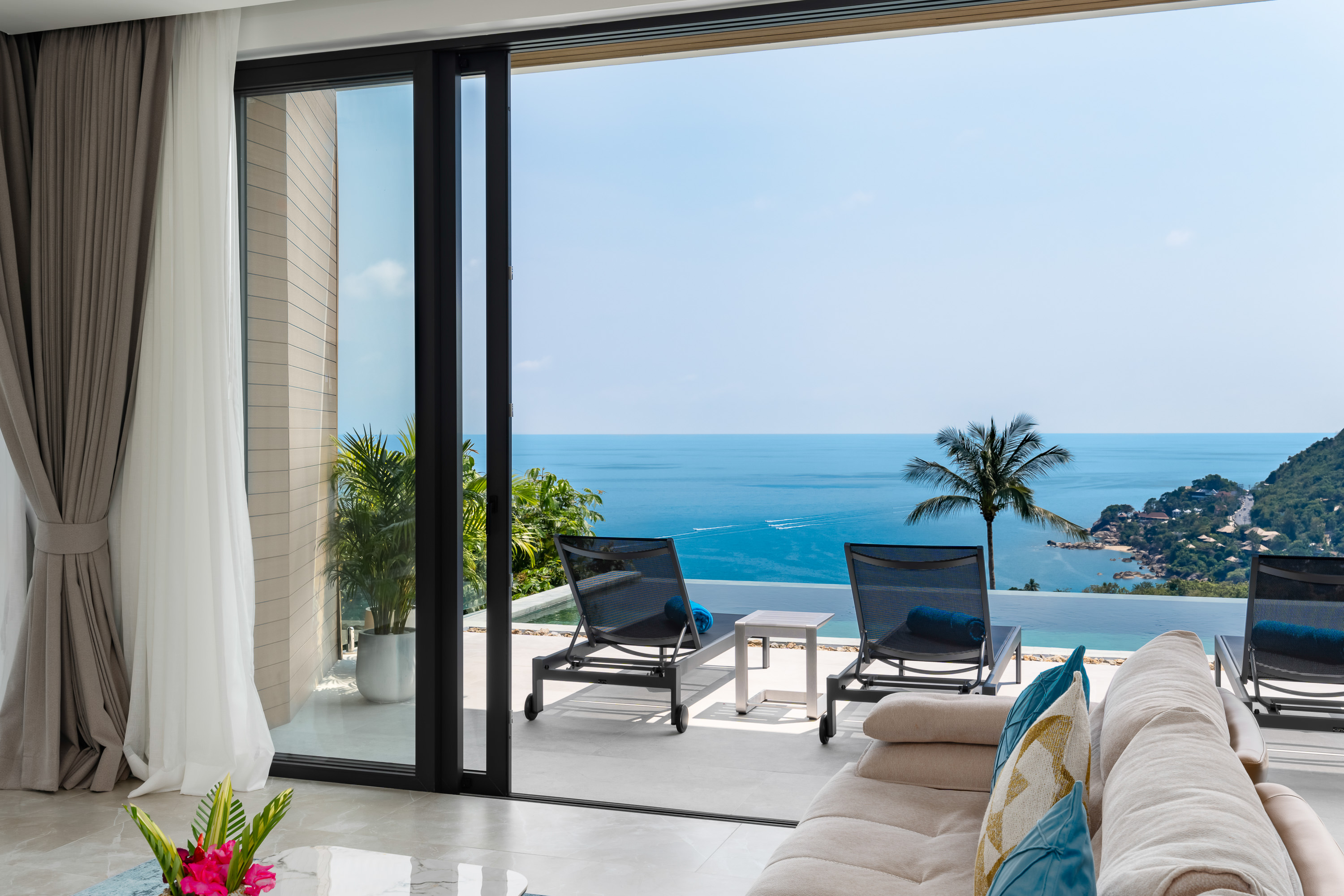 Villa Sea Stone - Masterpiece 3 Bedroom Seaview Pool Villa in Chaweng Noi: Villa Sea Stone — Masterpiece 3 Bedroom Seaview Pool Villa in Prestigious Chaweng Noi