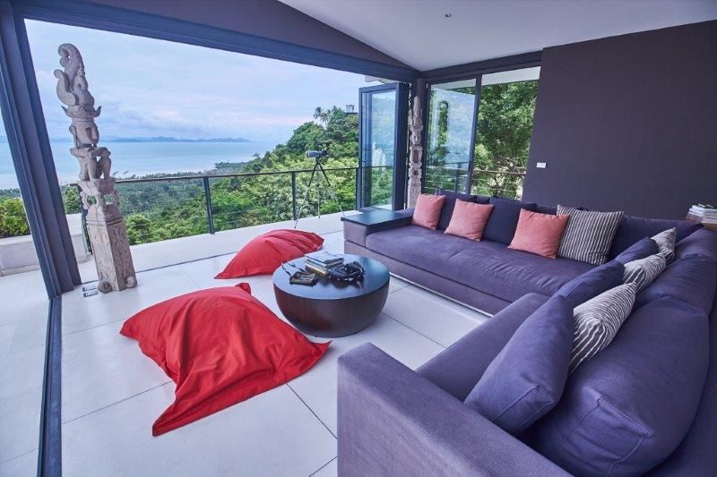 Architecturally Stunning Villa with Spectacular Ocean and Mountain View