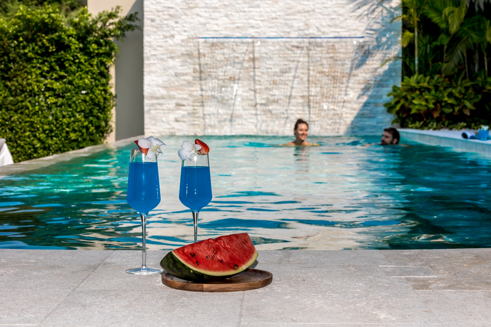 Villa Blue Amber – Exclusive 4-Bedroom Waterfront Pool Villa in Samrong Bay for Rent