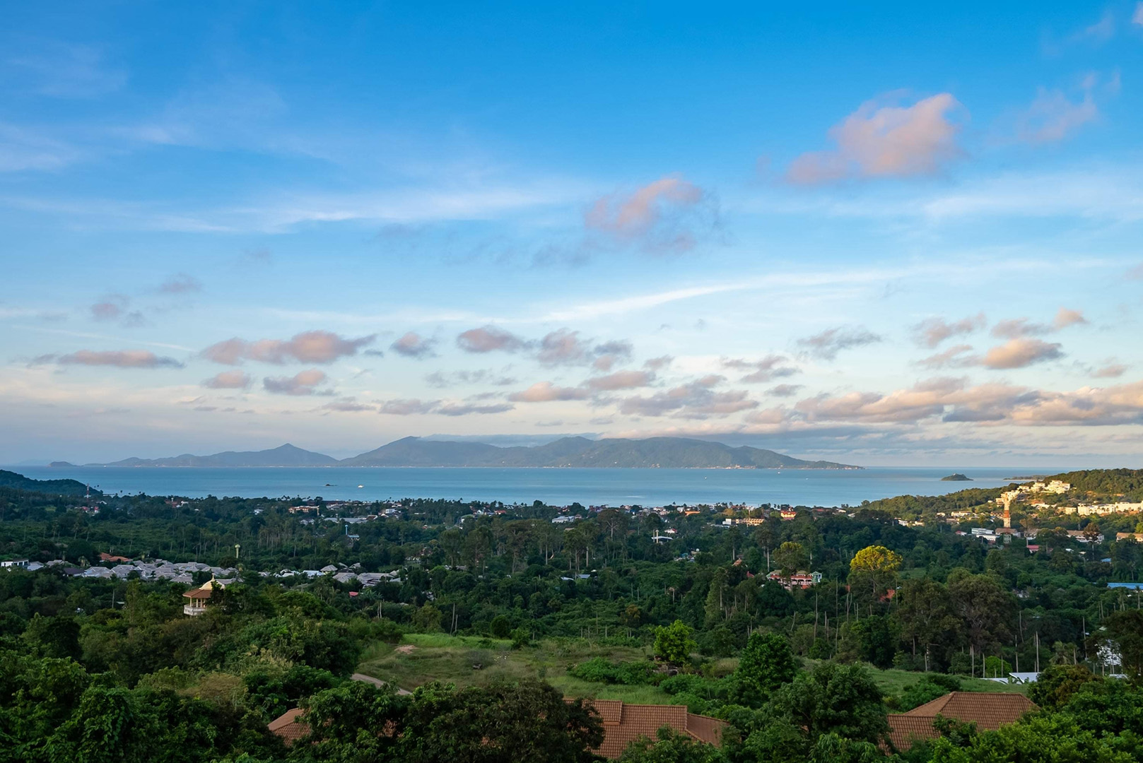 Sophisticated 3+1 Bedroom Seaview Pool Villa in Bophut for Sale