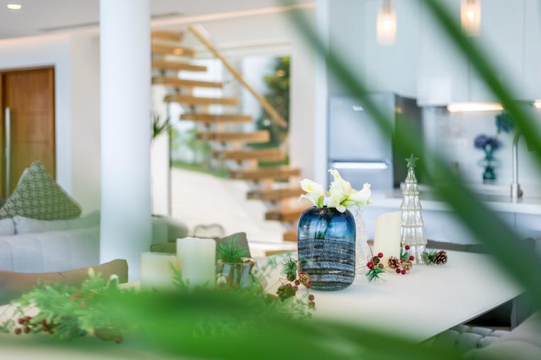 The Wave 2 - Urbane 5 Bedroom Seaview Pool Villa in Chaweng Noi for sale