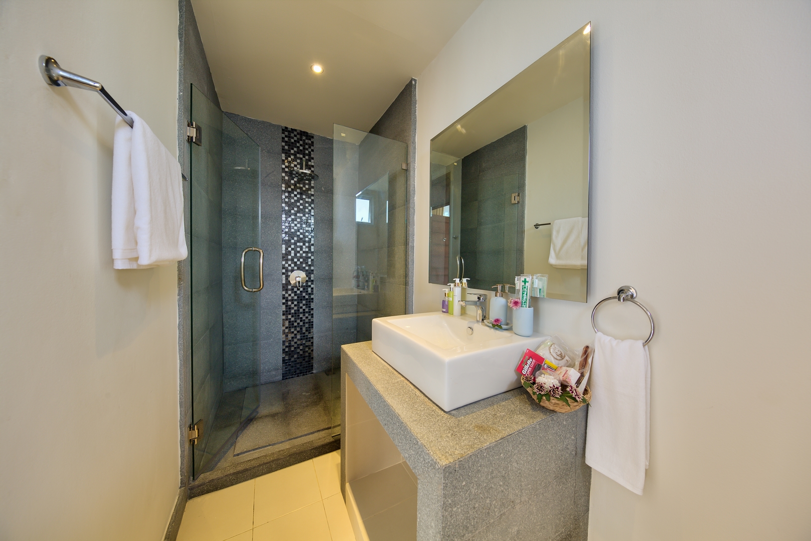 Beachside 2 Bedroom Garden Pool Villa in Lipa Noi for sale