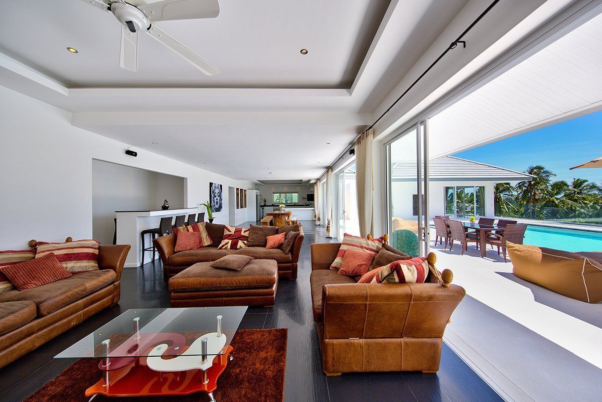 (SOLD) Villa White Lotus - Luxury 7 bedroom Seaview Villa in Maenam for sale