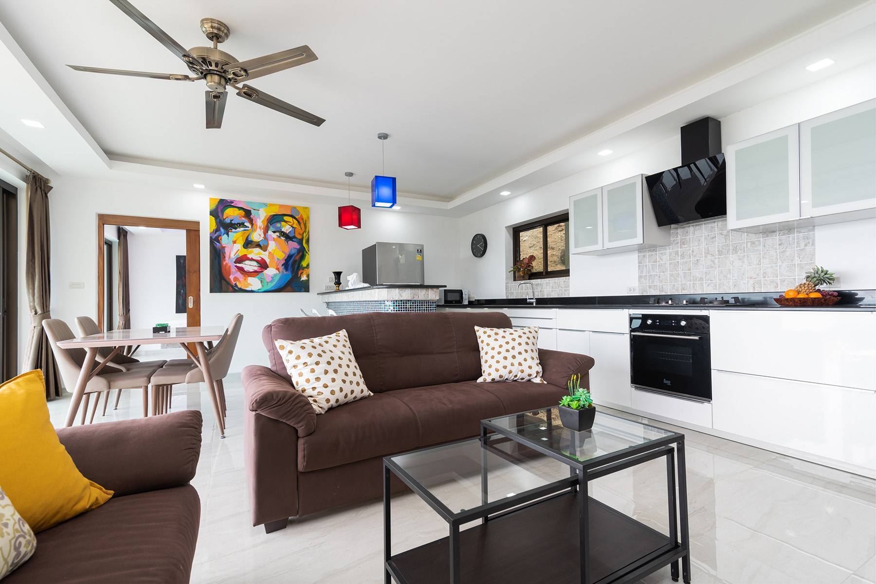 (SOLD) 2 bedroom sea-view apartment Re-Sale in Lamai