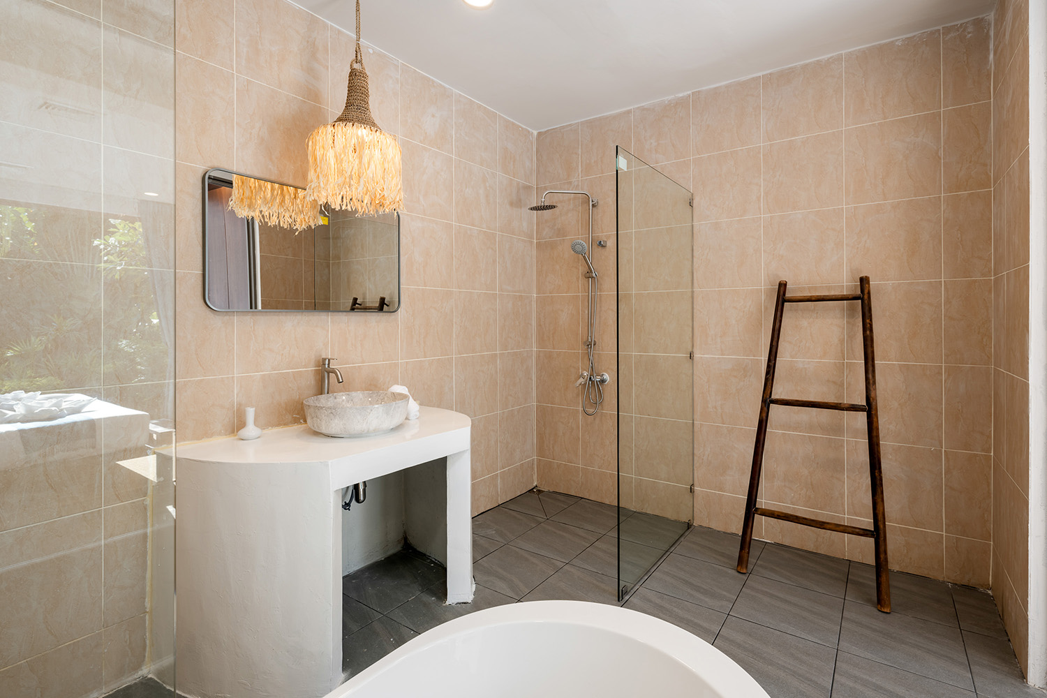 Baan Faa Sai – Renovated 5 Bedroom Seaview Pool Villa in Bangpor for Sale