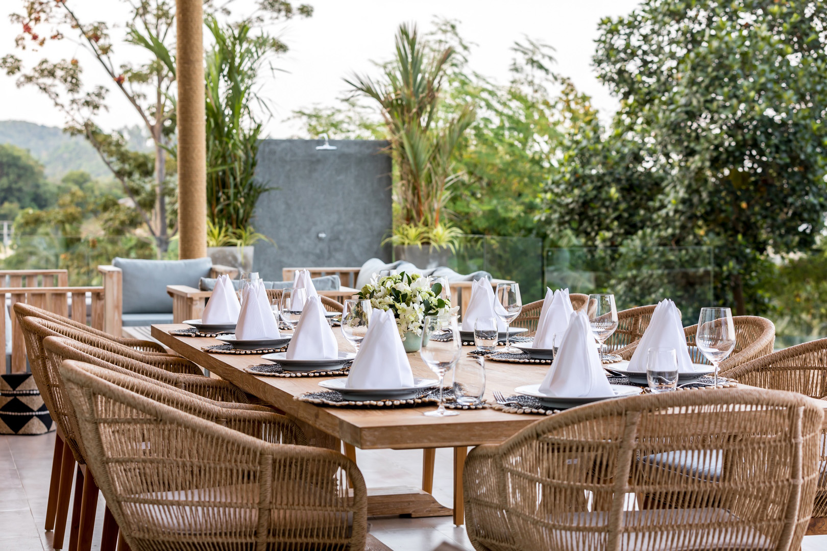 Villa Asi – Astonishing 6 Bedroom Seaview Pool Villa in Chaweng for sale