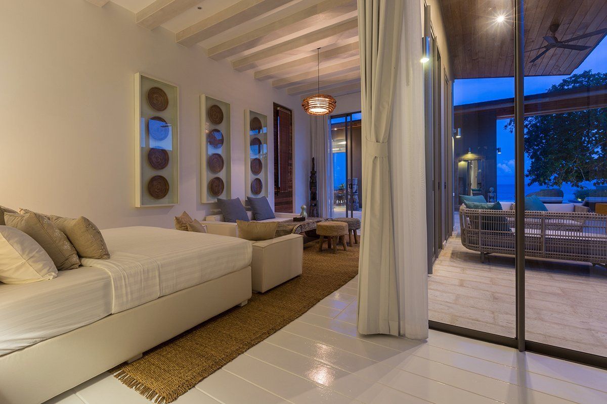 (SOLD) Villa Kirana by Pavana – Luxurious 6 Bedroom Beachfront Villa in Laem Sor for sale