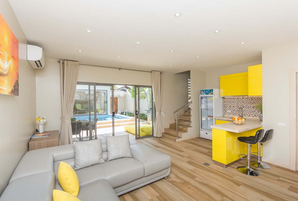 Villa Limoncello – Beachside 3 Bedroom Pool Villa in Ban Tai for sale