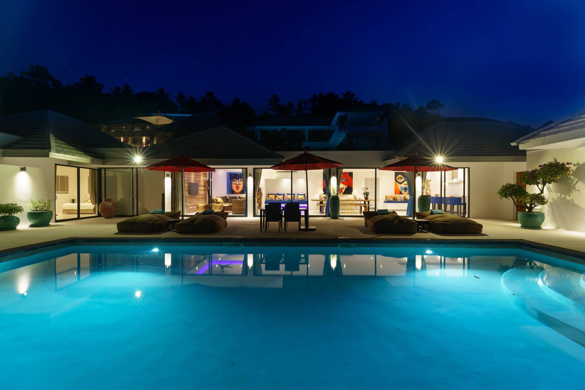(SOLD) Villa White Lotus - Luxury 7 bedroom Seaview Villa in Maenam for sale