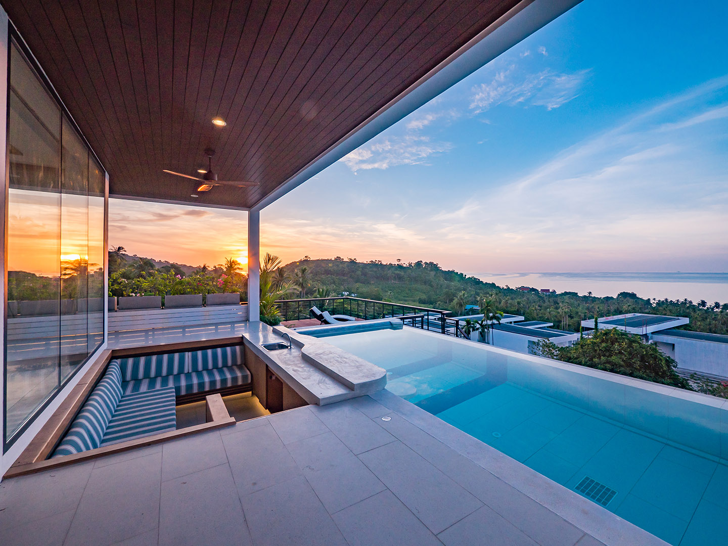 (PRICE REDUCED!) Darika Residence B5 - Dazzling 4 Bedroom Seaview Pool Villa in Bang Por for sale