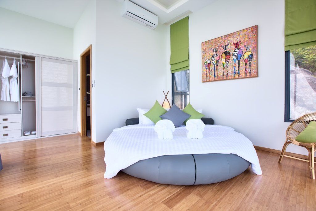 Villa Seawadee – Modern 4 Bedroom Seaview Pool Villa in Chaweng Noi for sale