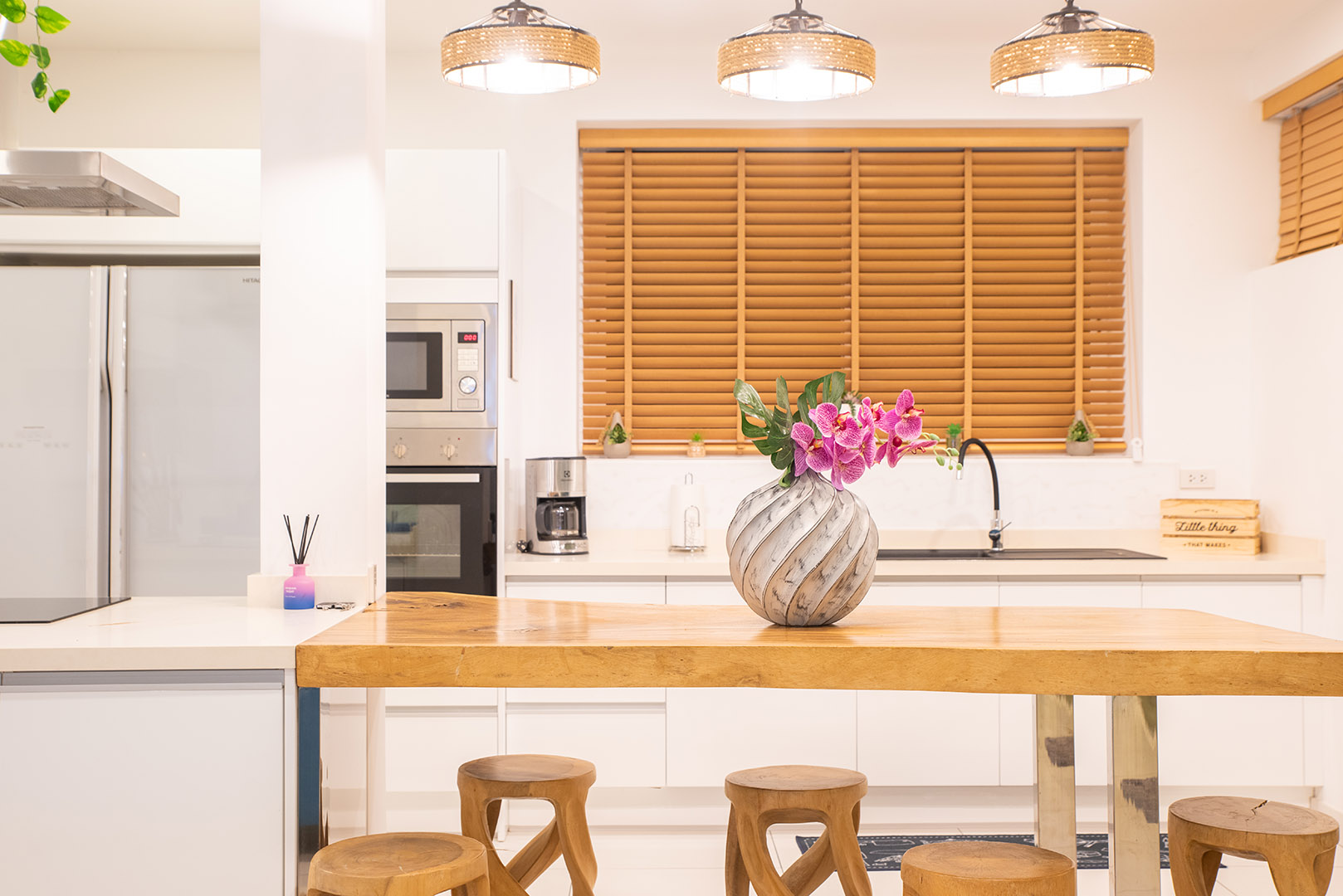 Chic 5 Bedroom Seaview Pool Villa in Chaweng for Sale