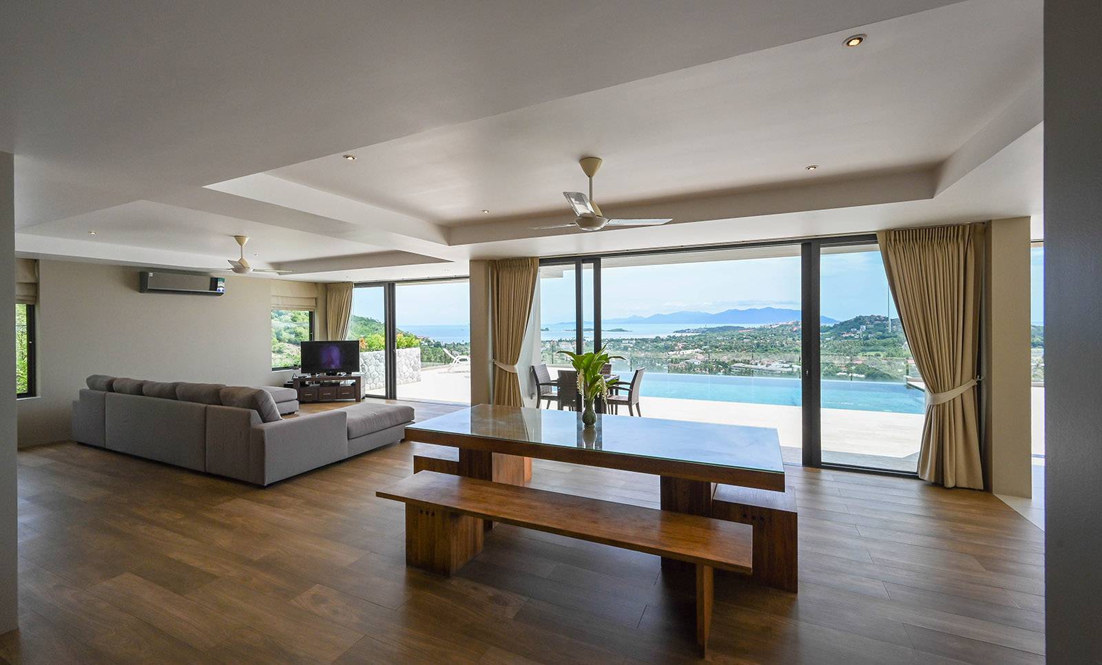 Villa Kelly – Luxury 6 Bedroom Seaview Pool Villa in Plai Laem for sale 