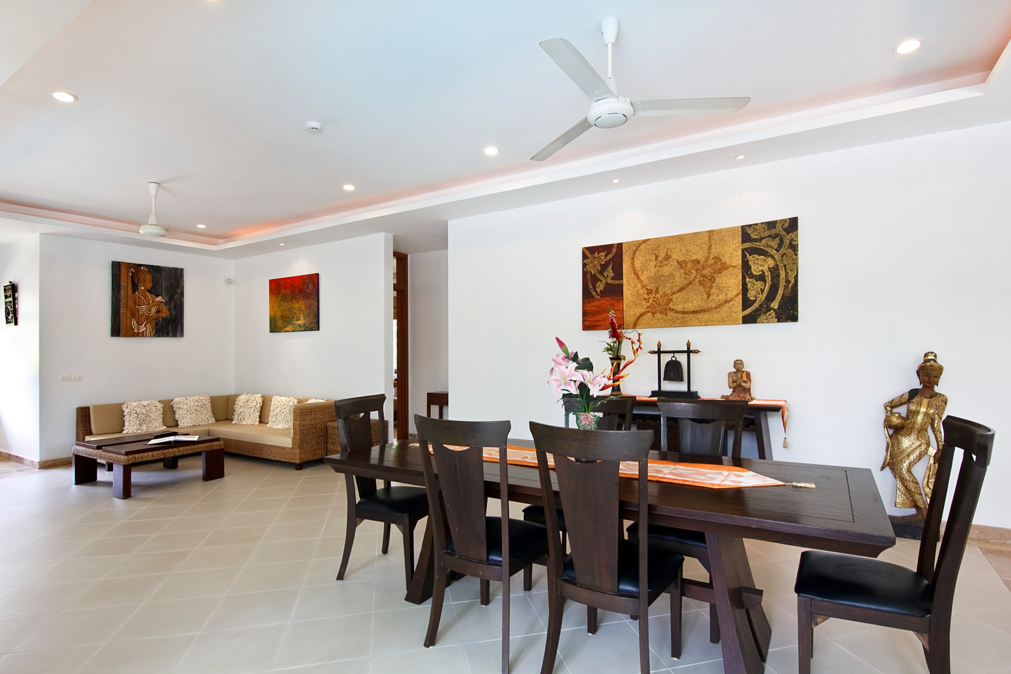 Baan Leelavadee - spacious 3 bedroom family villa for sale in Maenam: BAAN LEELAVADEE 