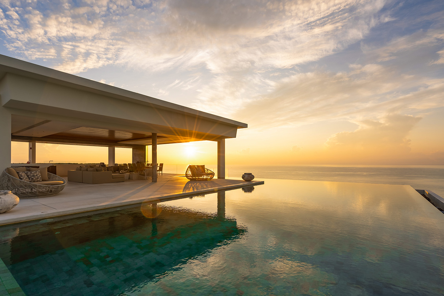 The Finest 5 Bedroom Seaview Pool Villa in Samujana for sale