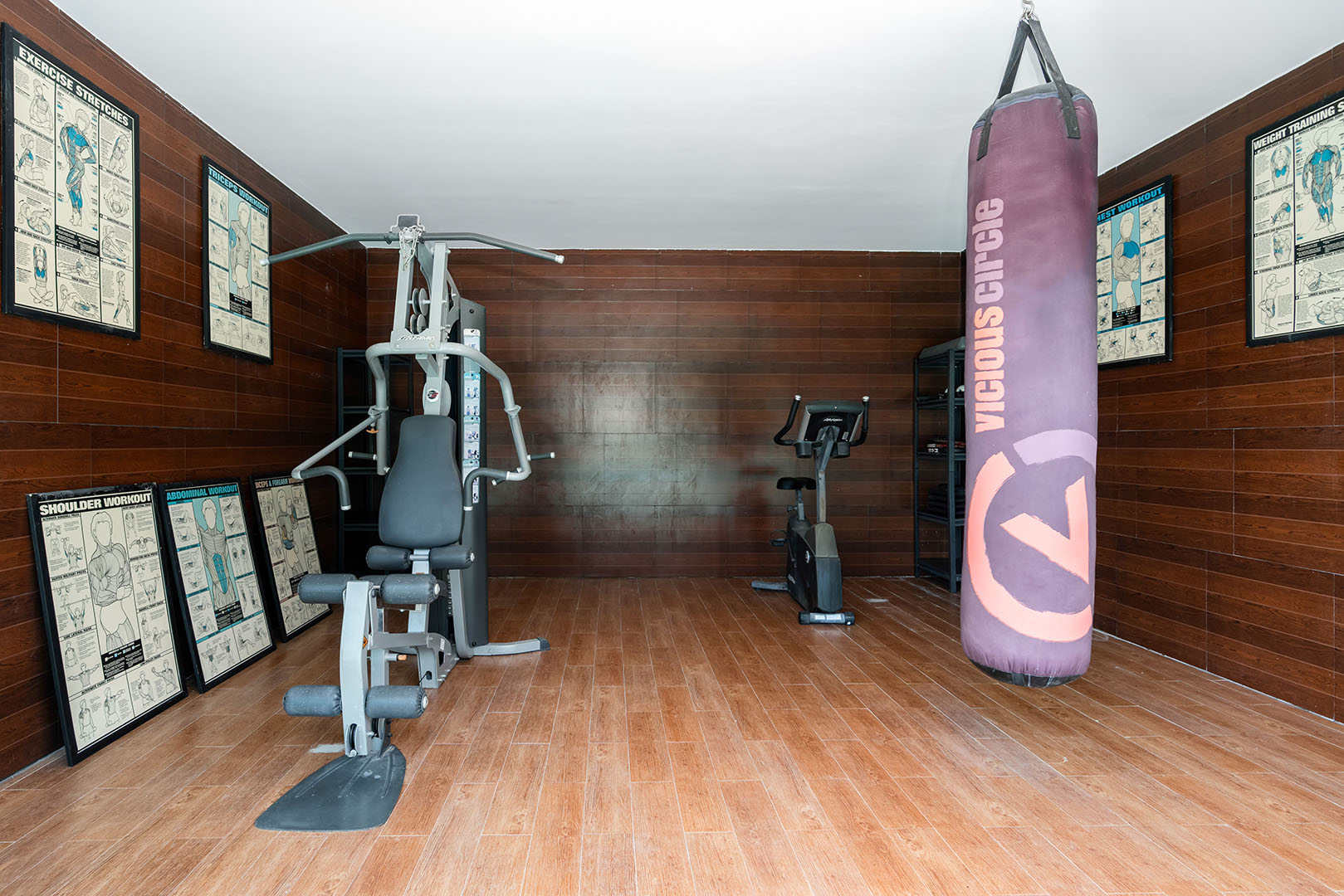 Substantial 9 Bedroom Seaview Pool Villa in Bang Makham for sale