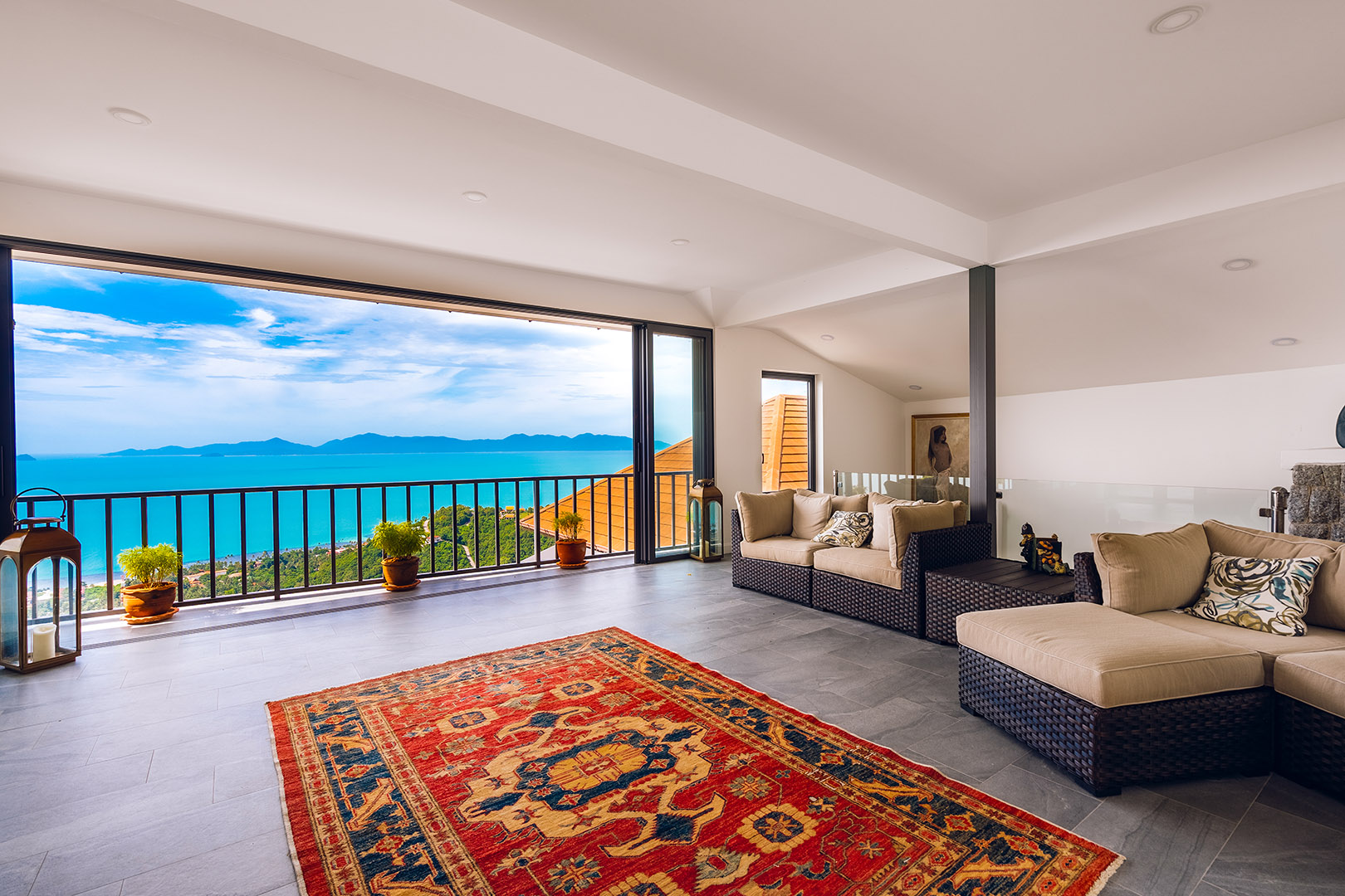 The Peak – Cliffside 5 Bedroom 6 Bathroom Seaview Villa in Bangpor for sale