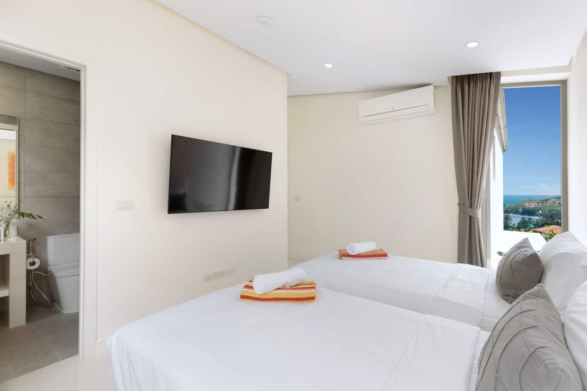 Trendy 4 Bedroom Seaview Pool Villa in Choeng Mon for sale