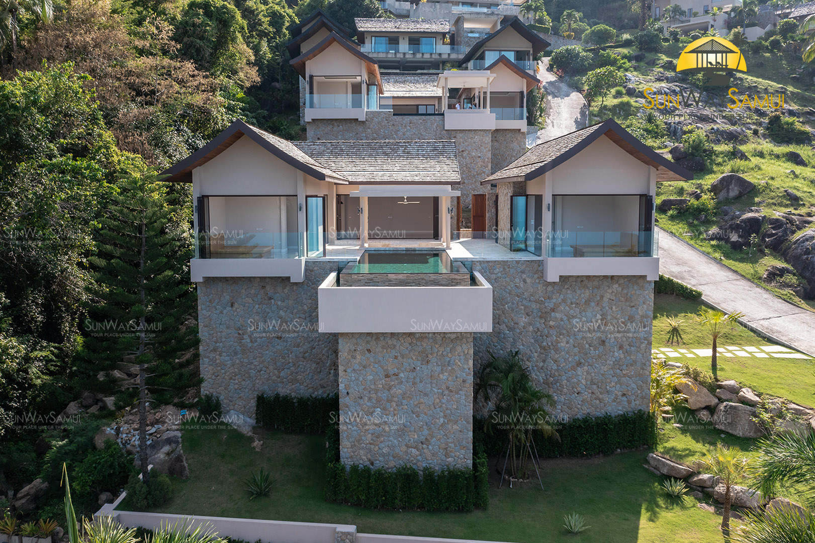 (SOLD) Villa Tujuh - Traditional Tropical 3 Bedroom Seaview Pool Villa in Chaweng Noi For Sale