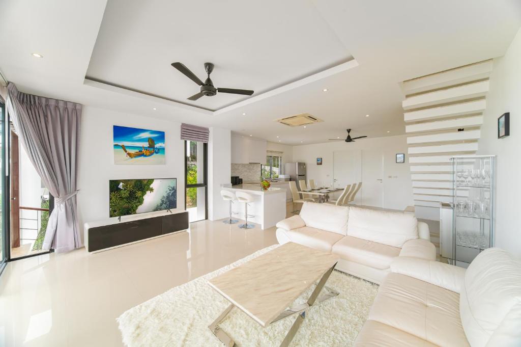 (SOLD) Villa Maria – 4 Bedroom Seaview Pool Villa in Fisherman’s Village Bophut for sale: Villa Maria – 4 Bedroom Seaview Pool Villa in Fisherman’s Village Bophut for sale