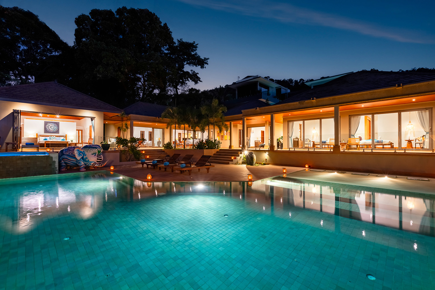 Baan Faa Sai – Renovated 5 Bedroom Seaview Pool Villa in Bangpor for Sale