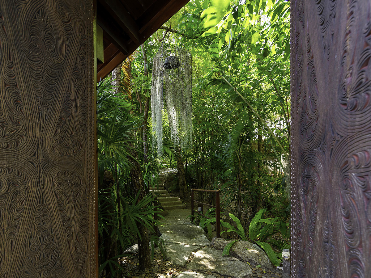 Villa Sila Varee – Remarkable 5 Bedroom Seaview Villa in Laem Set for sale