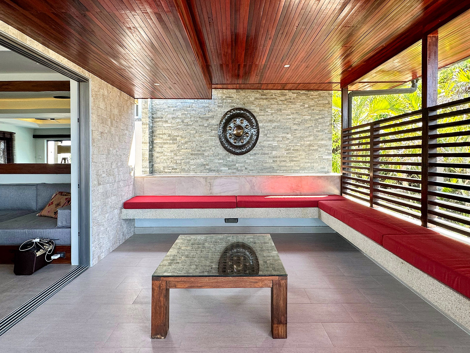 (PRICE REDUCED!) Contemporary 4 Bedroom Seaview Villa in Plai Laem for sale