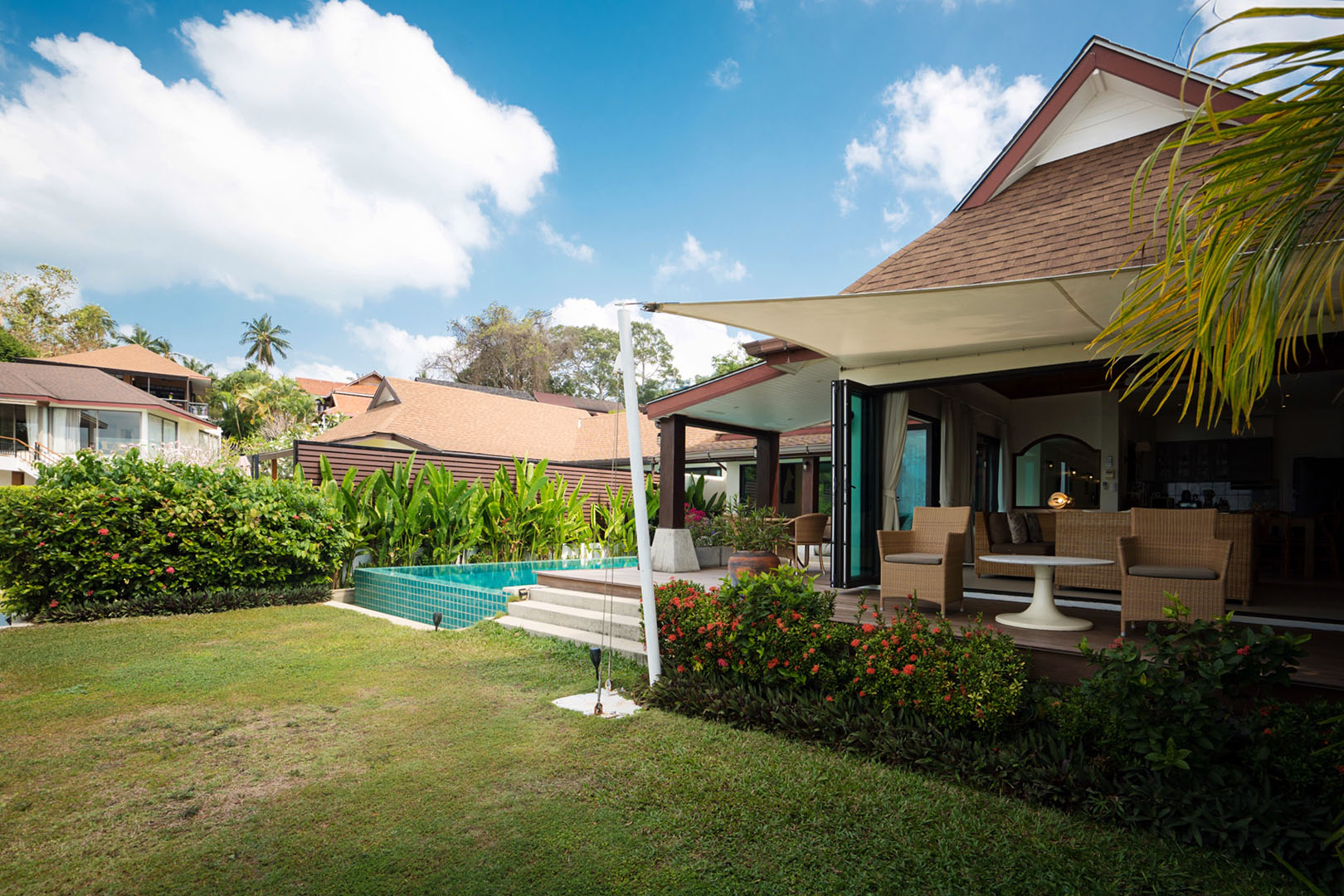 Indu Sunset – Comfortable 4 Bedroom Beachfront Pool Villa in Bang Makham for sale: Indu Sunset – Comfortable 4 Bedroom Beachfront Pool Villa in Bang Makham for sale