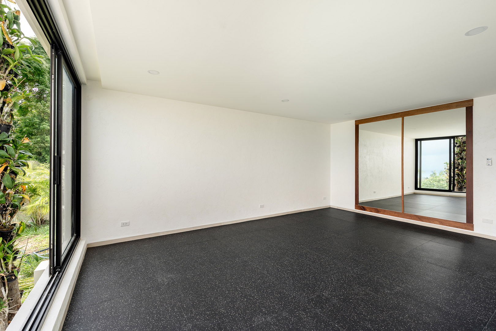 (PRICE REDUCED!) Villa Azure – Mediterranean 5 Bedroom Seaview Pool Villa in Chaweng for sale: Villa Azure – Mediterranean 5 Bedroom Seaview Pool Villa in Chaweng for sale