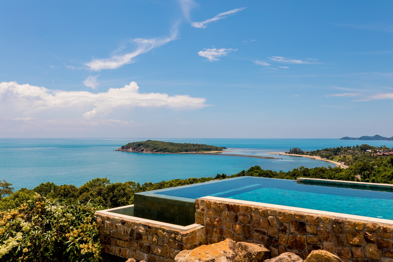 Villa Turquoise – Luxury 4 Bedroom Seaview Villa in North Chaweng for sale