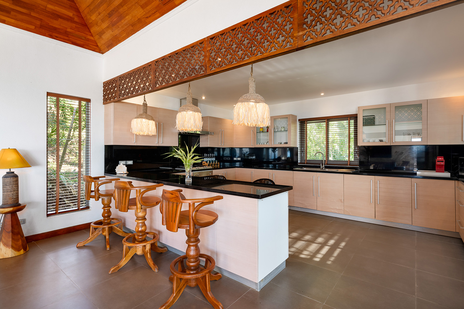 Baan Faa Sai – Renovated 5 Bedroom Seaview Pool Villa in Bangpor for Sale