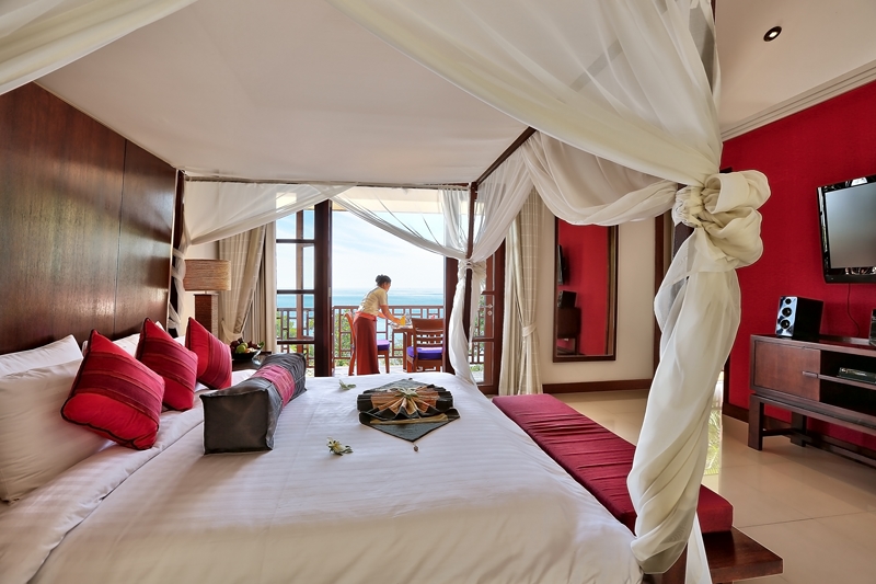 (SOLD) Oceanfront 4 Bedroom Villa in 5 Star Resort Kanda Residence in Choeng Mon