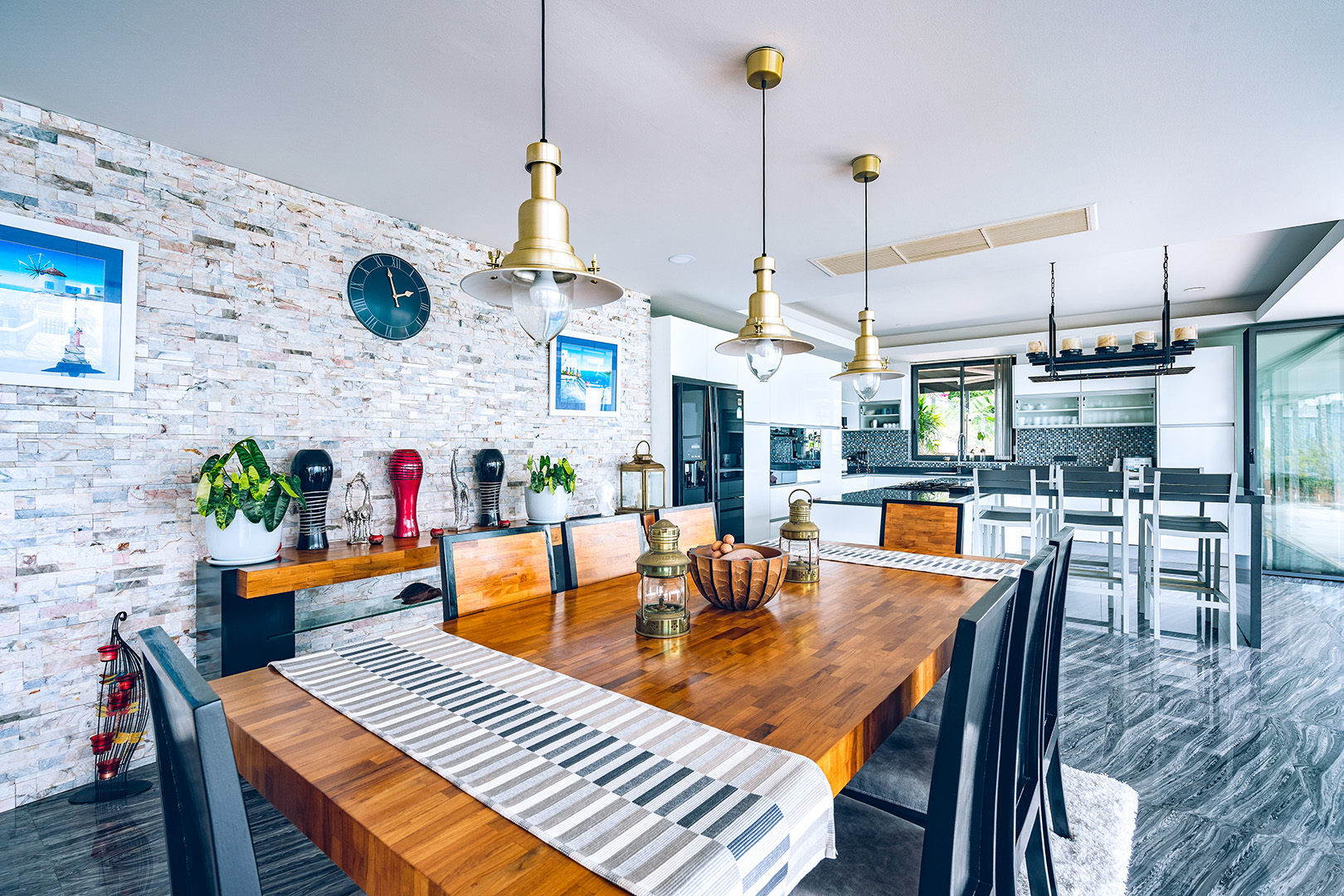 The Peak – Cliffside 5 Bedroom 6 Bathroom Seaview Villa in Bangpor for sale