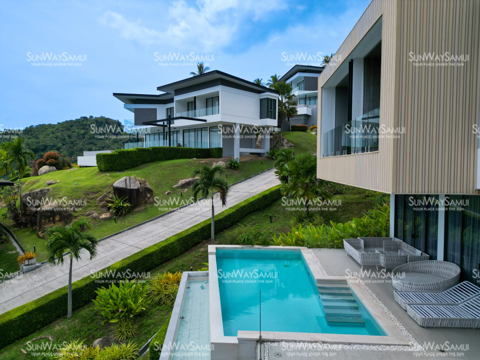 Verano Residence – 3 Bedroom Seaview Pool Villa in Chaweng Noi for sale