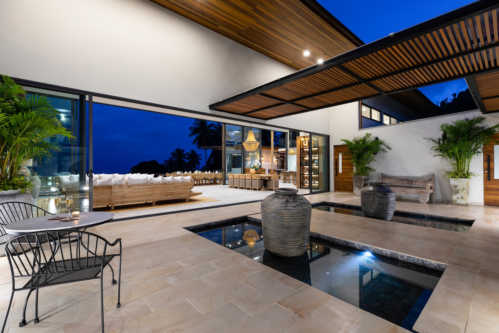 Villa Asi – Astonishing 6 Bedroom Seaview Pool Villa in Chaweng for sale