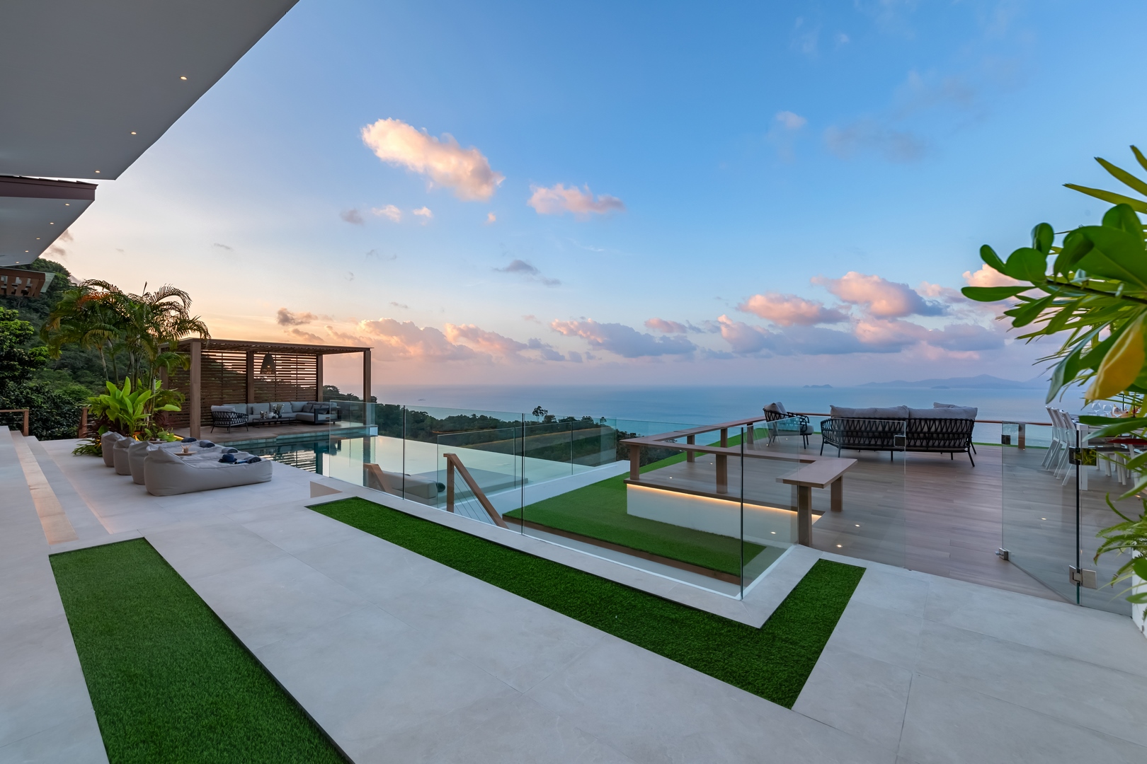 Pacific Palisade Villa Venice – 4 Bedroom Seaview Pool Villa in Bang Por for sale: Pacific Palisades Villa Venice – 4 Bedroom Seaview Pool Villa in Bang Por for sale