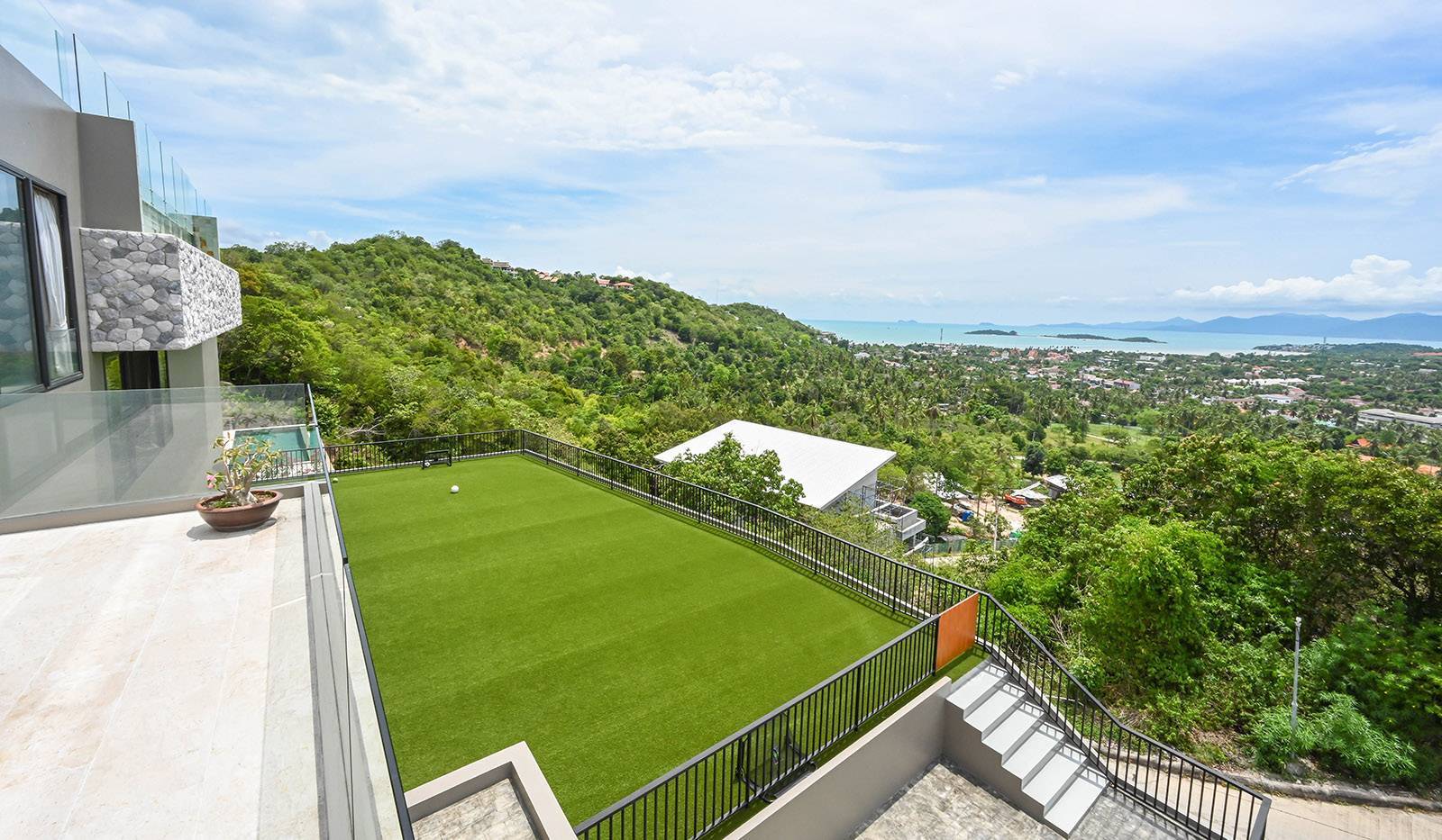 Villa Kelly – Luxury 6 Bedroom Seaview Pool Villa in Plai Laem for sale 