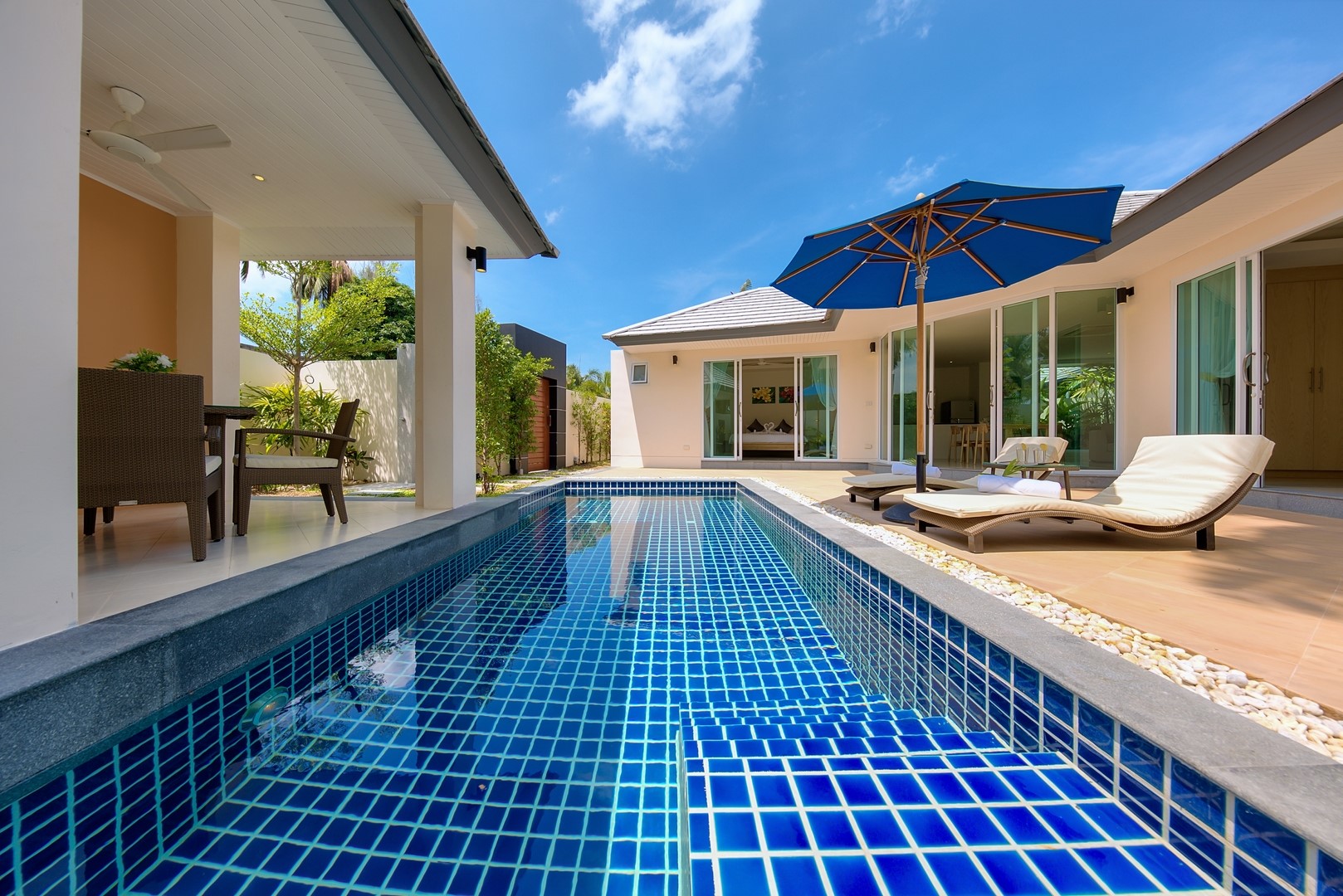 Beachside 2 Bedroom Garden Pool Villa in Lipa Noi for sale