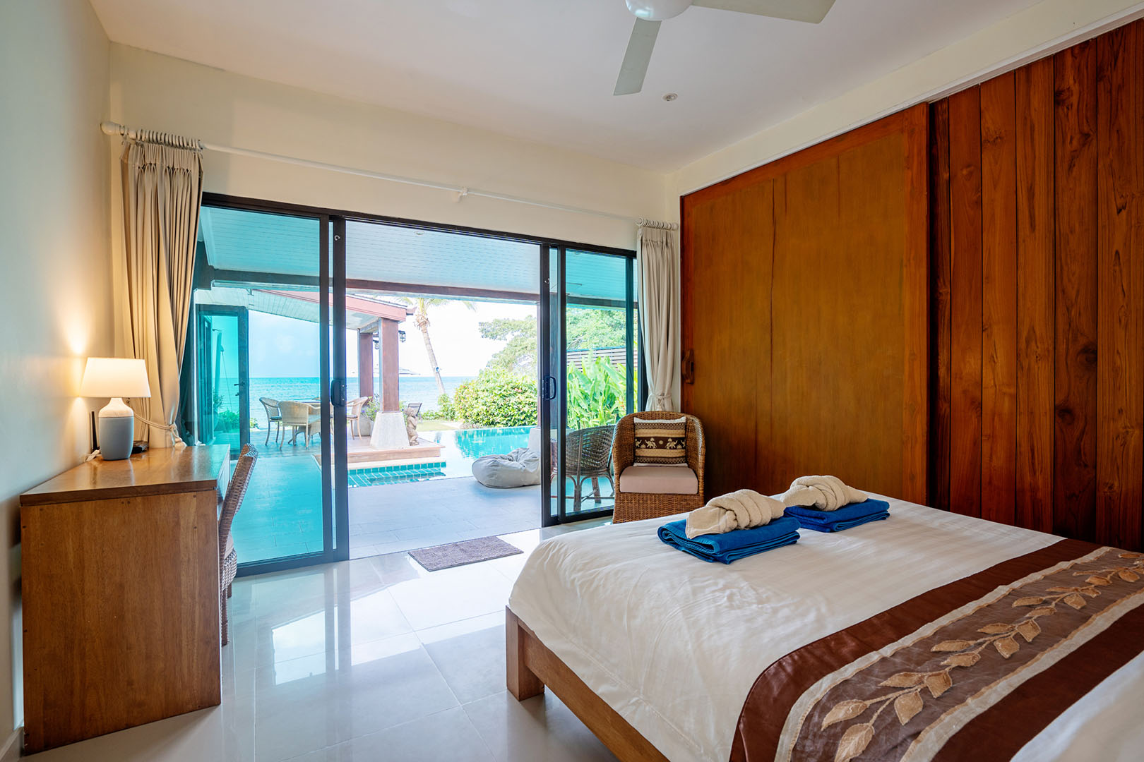 Indu Sunset – Comfortable 4 Bedroom Beachfront Pool Villa in Bang Makham for sale: Indu Sunset – Comfortable 4 Bedroom Beachfront Pool Villa in Bang Makham for sale