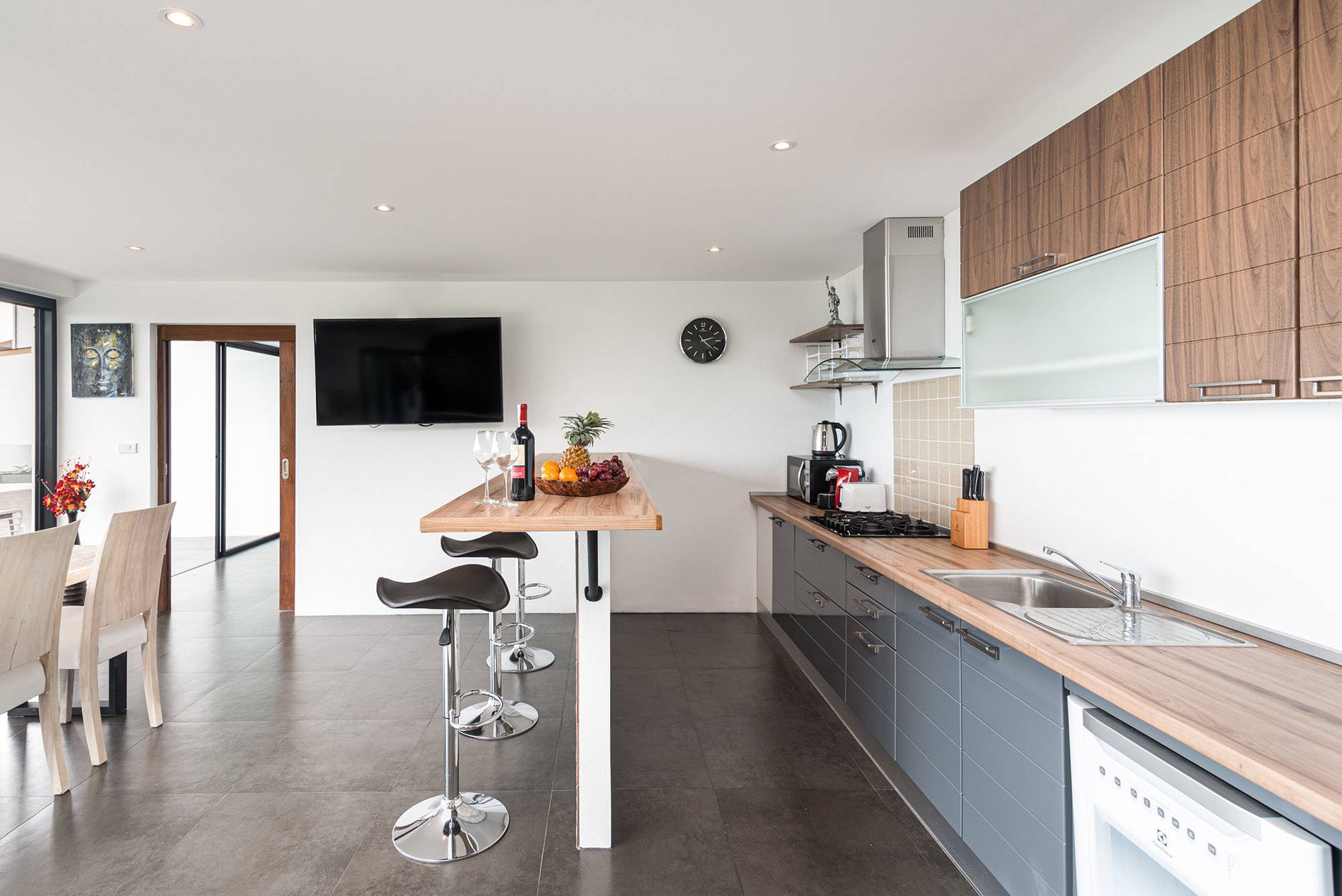 (SOLD) 2 bedroom sea-view apartment Re-Sale in Lamai in The Ruby Project