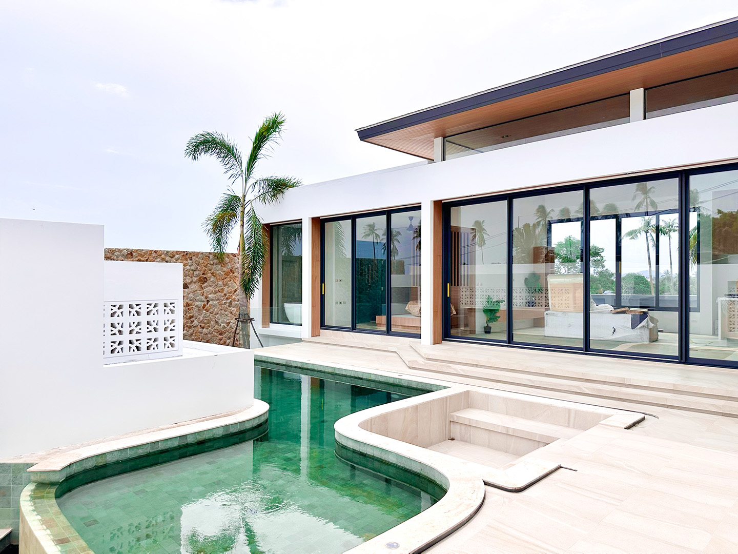 Samui Grand Park Hill – Last Unit 3 Bedroom Garden Villa in Maenam for sale