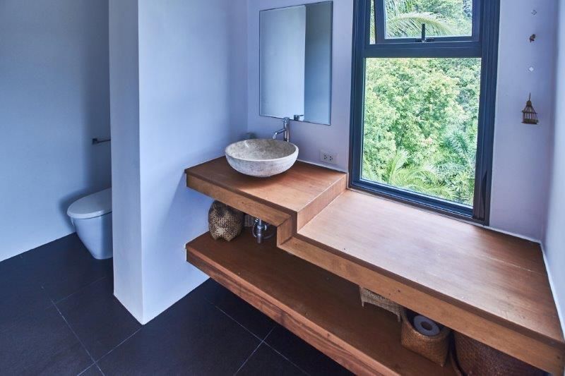 Architecturally Stunning Villa with Spectacular Ocean and Mountain View