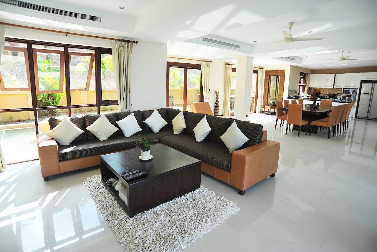 (SOLD) Large 5 bedroom Sea View Villa Alexa for sale in Maenam