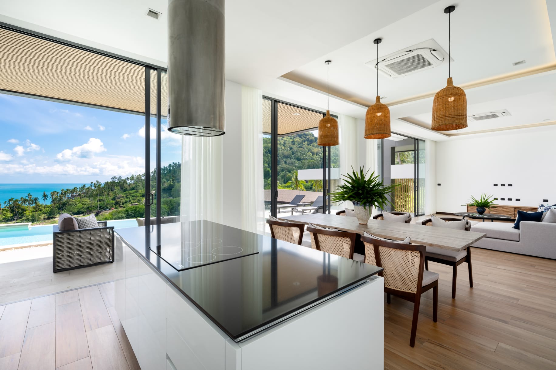 Verano Residence - Quality 3 Bedroom Seaview Pool Villa in Chaweng Noi for Sale