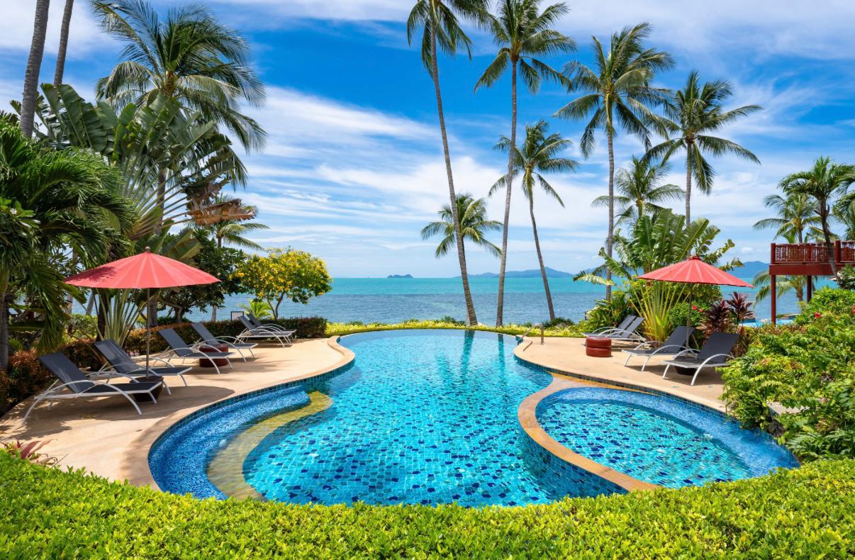 (PRICE REDUCED!) Villa Coconut Paradise – Authentic Teak 4 Bedroom Beachside Villa in Bang Por: Villa Coconut Paradise – Authentic Teak 4 Bedroom Beachside Villa in Bang Por