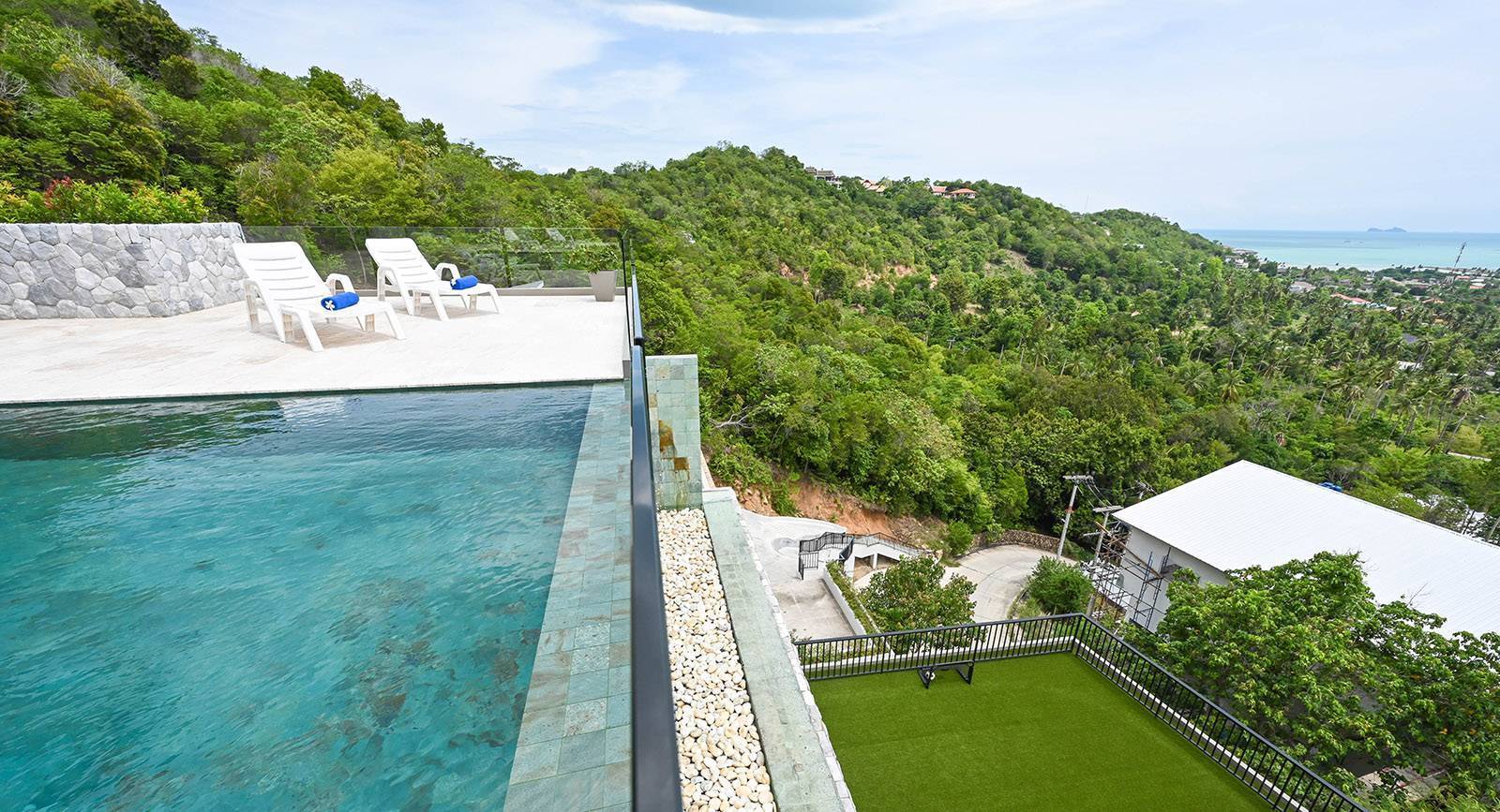 Villa Kelly – Luxury 6 Bedroom Seaview Pool Villa in Plai Laem for sale 