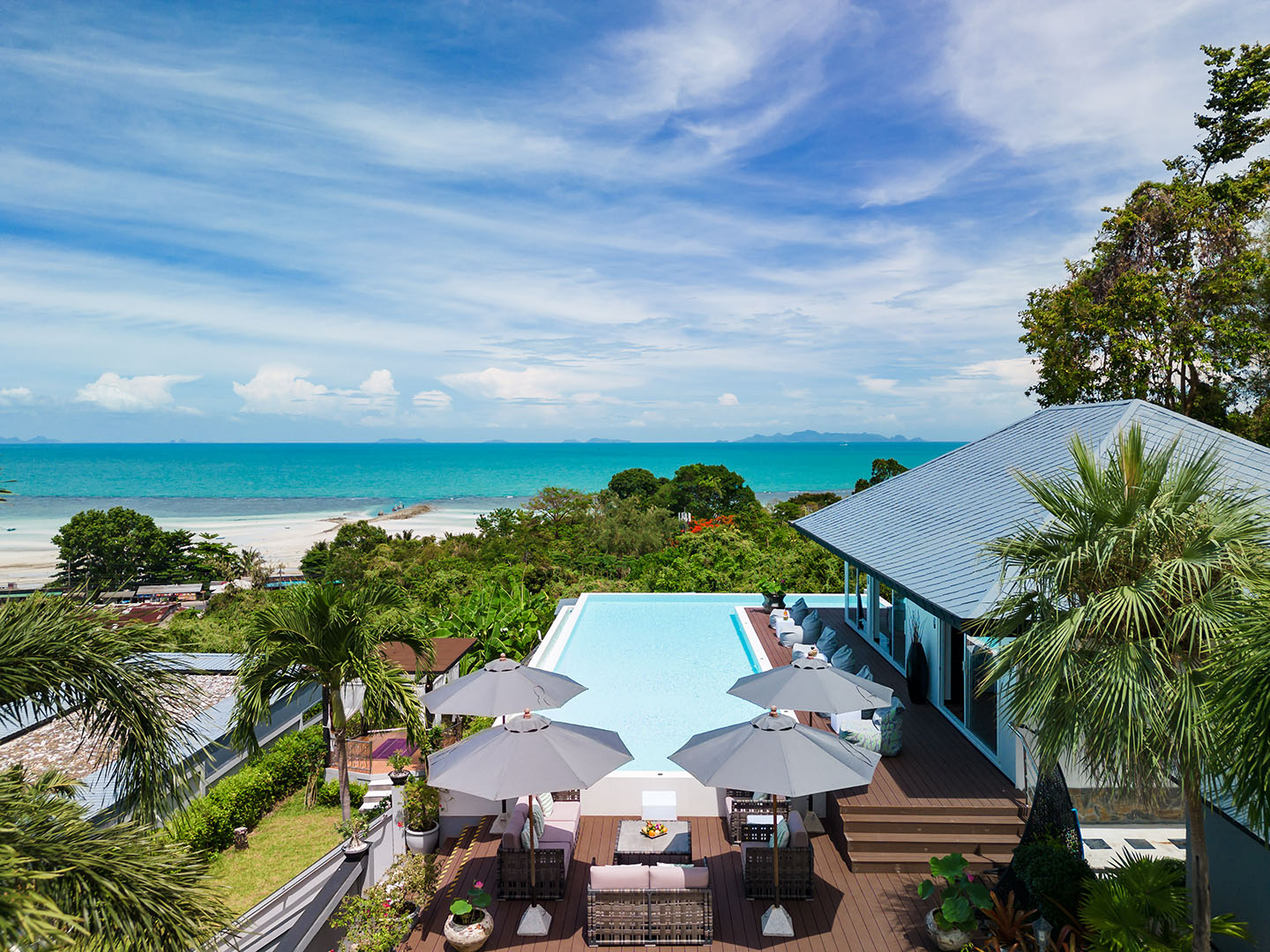 Substantial 9 Bedroom Seaview Pool Villa in Bang Makham for sale