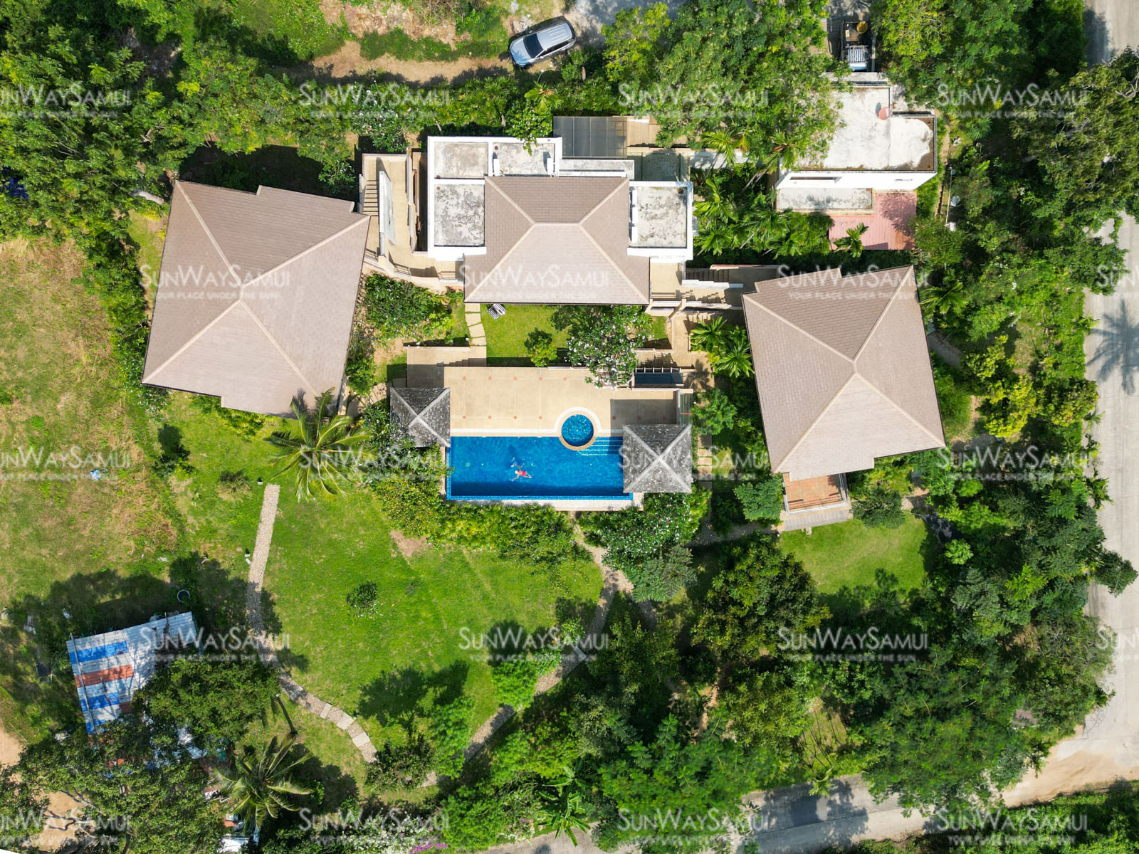 Multi-Building 8+1 Bedroom Seaview Pool Villa with Large Garden in Bang Makham for sale
