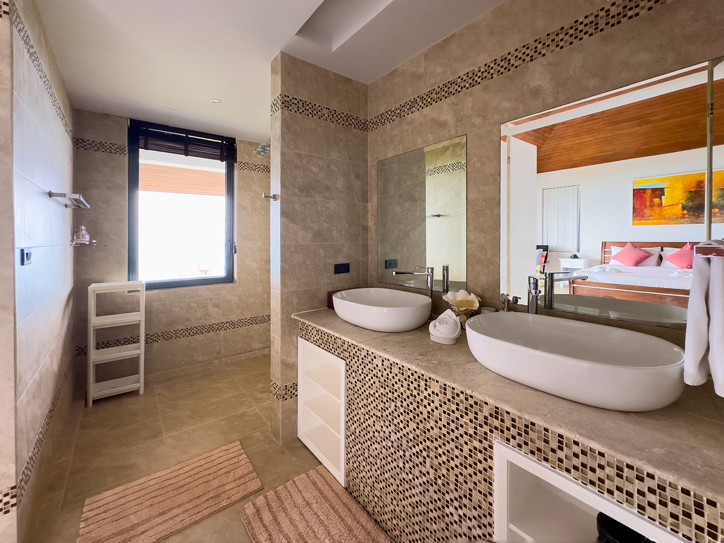 The Peak – Cliffside 5 Bedroom 6 Bathroom Seaview Villa in Bangpor for sale