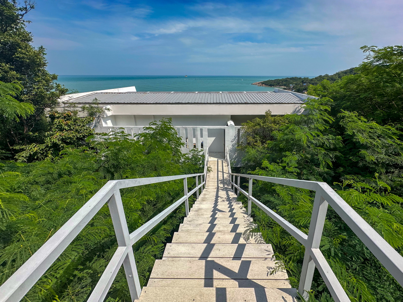 Villa Dahlia - Breathtaking 3+1 Bedroom Seaview Villa in Thongson Bay for sale